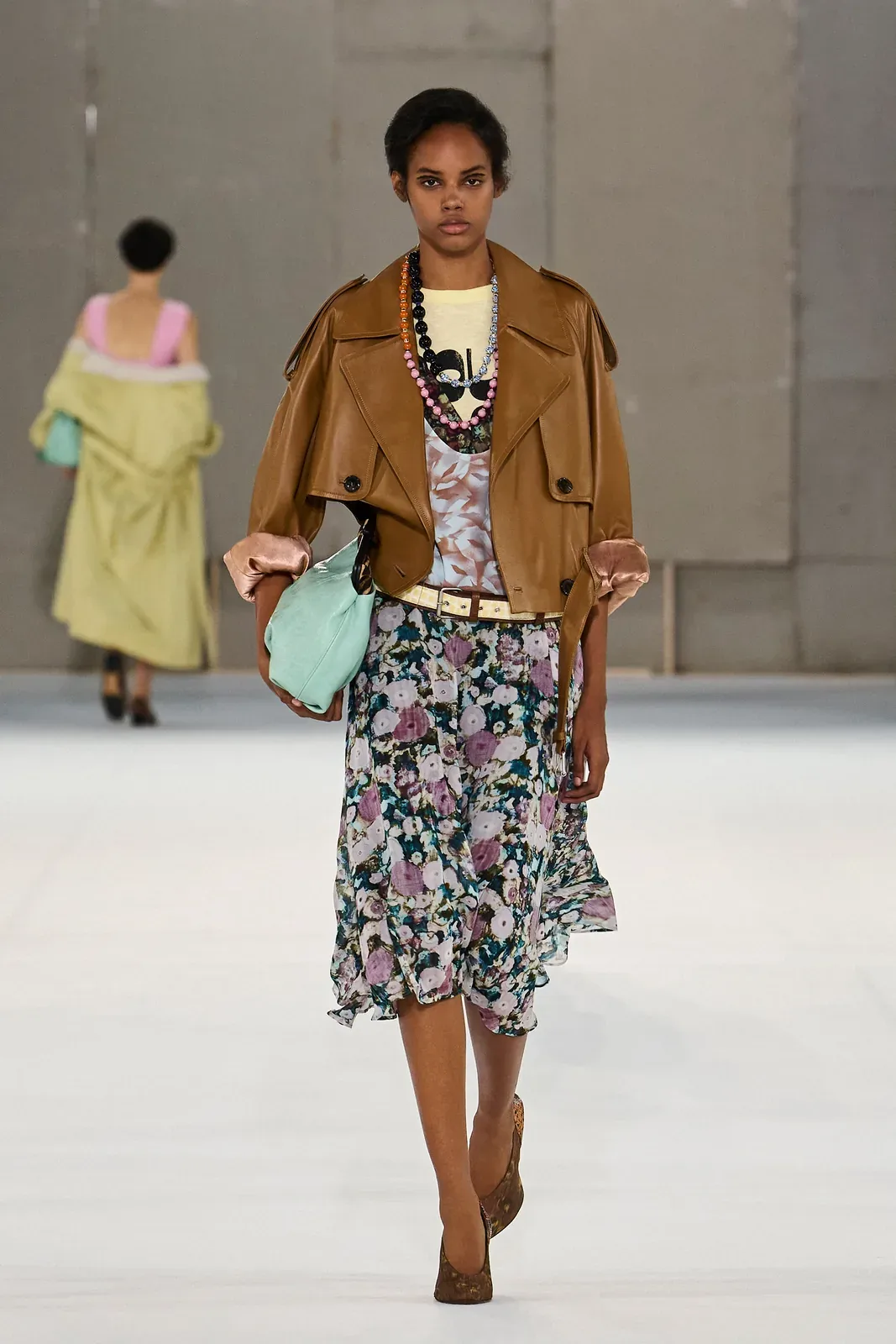 metal-dries-van-noten-ss27-19