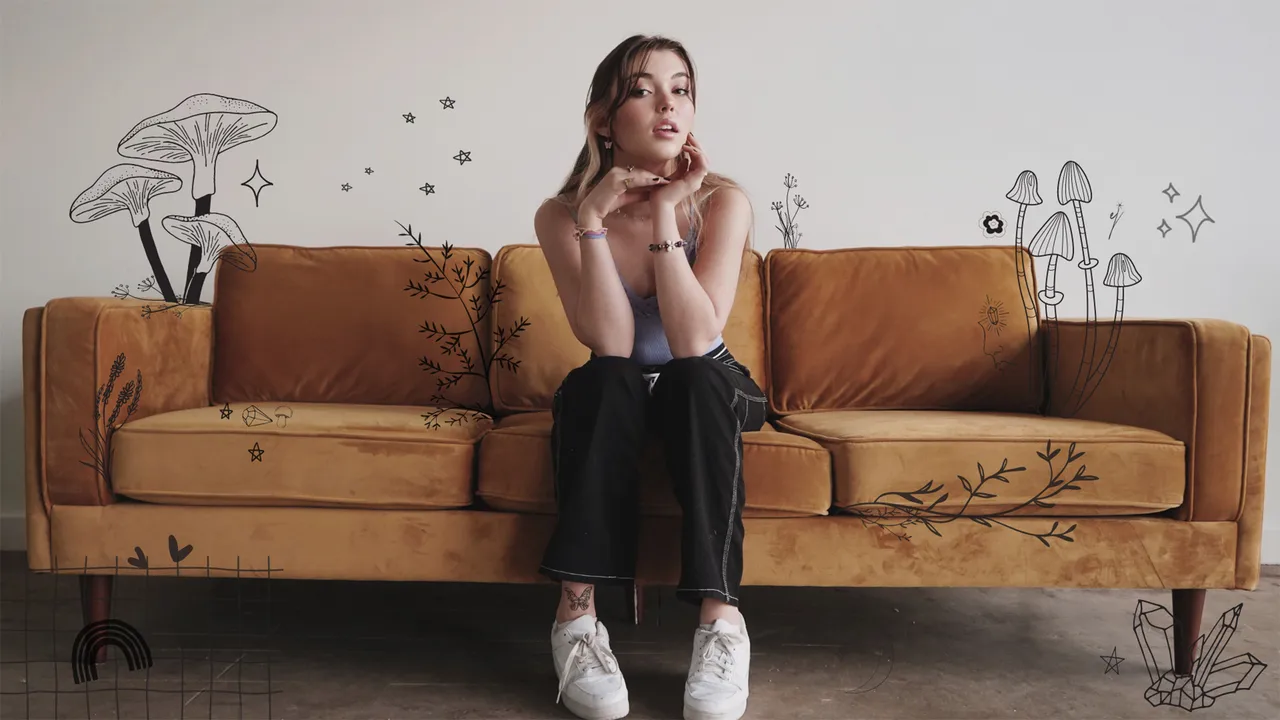 Elyse Jewel 1