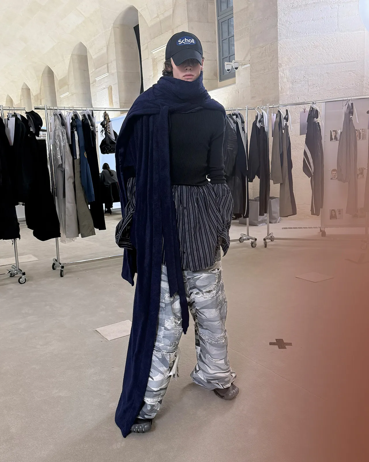 BALENCIAGA-FALL-25-LOOK-14_SEAN.jpg