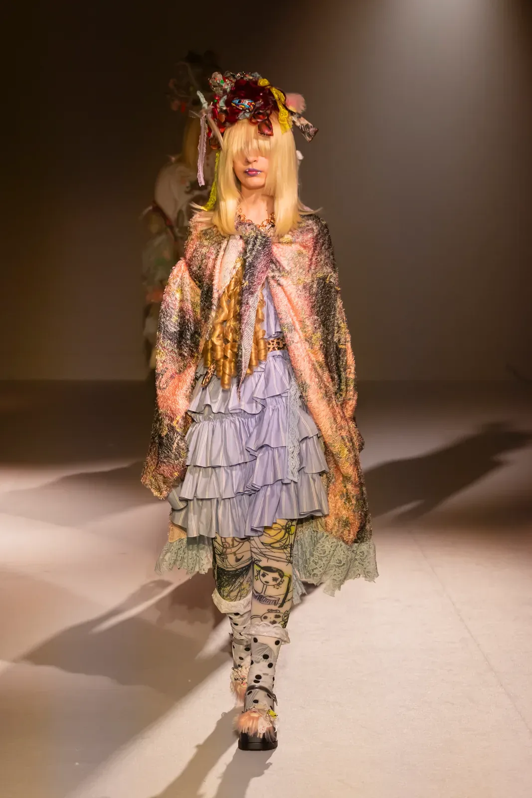 metal-bunka-fashion-college-hinae-katsura-by-katsura-hinae-04