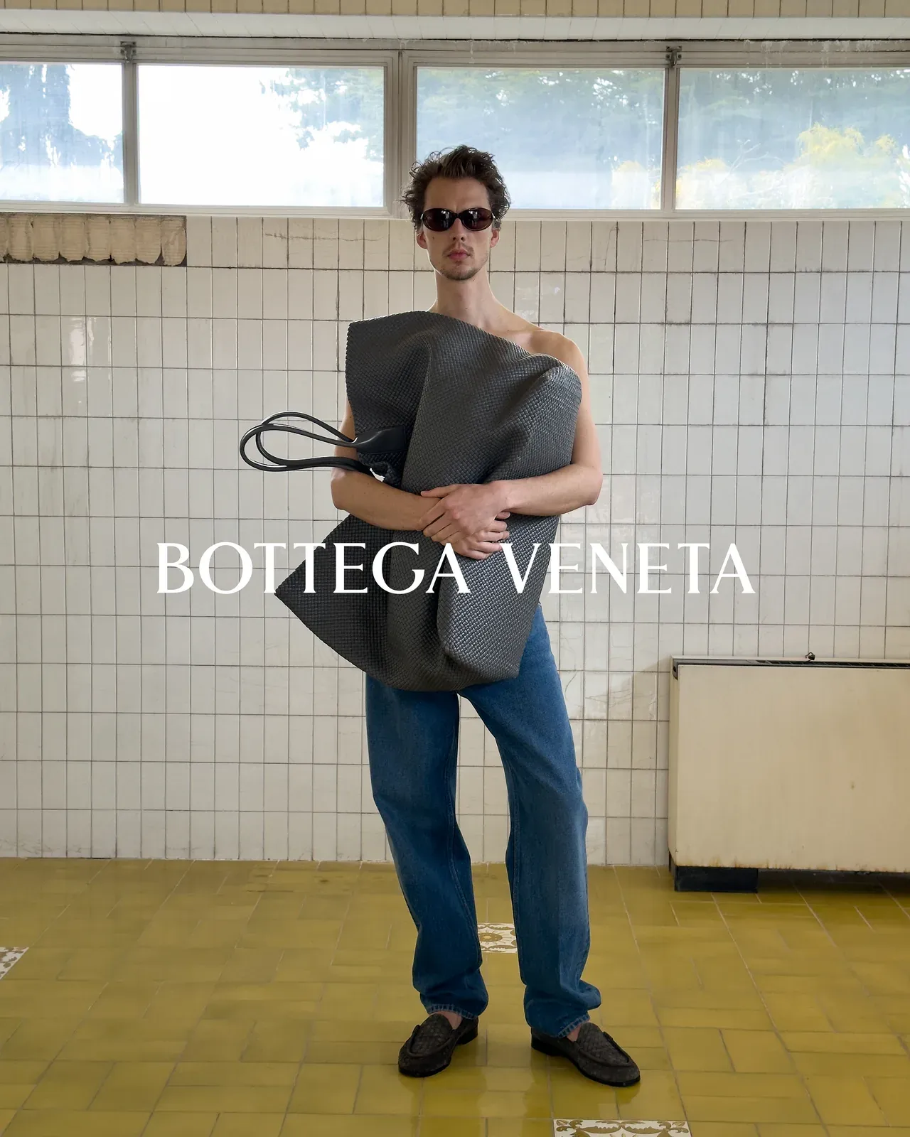 metal-bottega-veneta-winter-2026-edit-17.webp