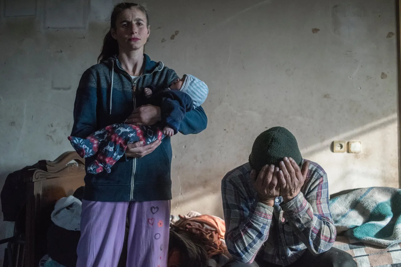 003 World Press Photo of the Year Nominee Valery Melnikov Sputnik