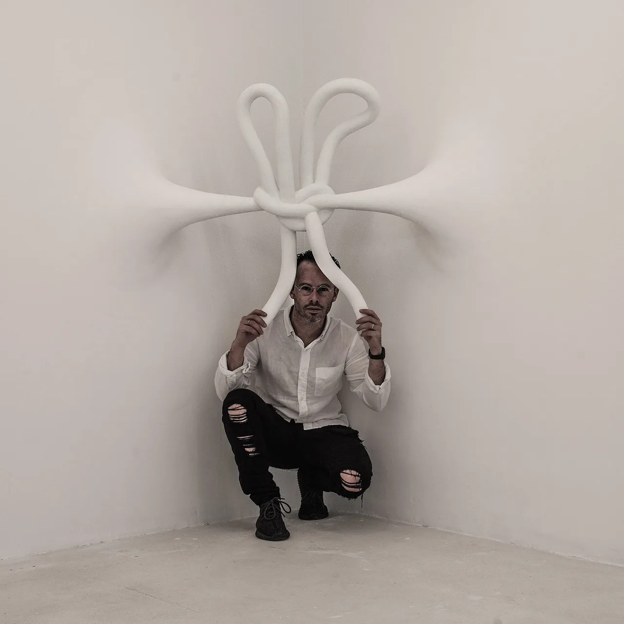 Daniel Arsham   Corner Knot