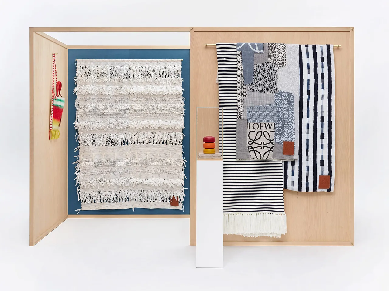 Blankets Loewe Metalmagazine 4