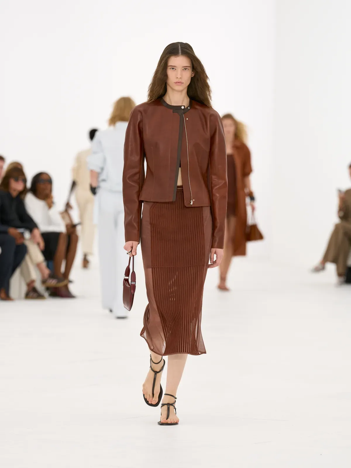 metal-hermes-ss27-15