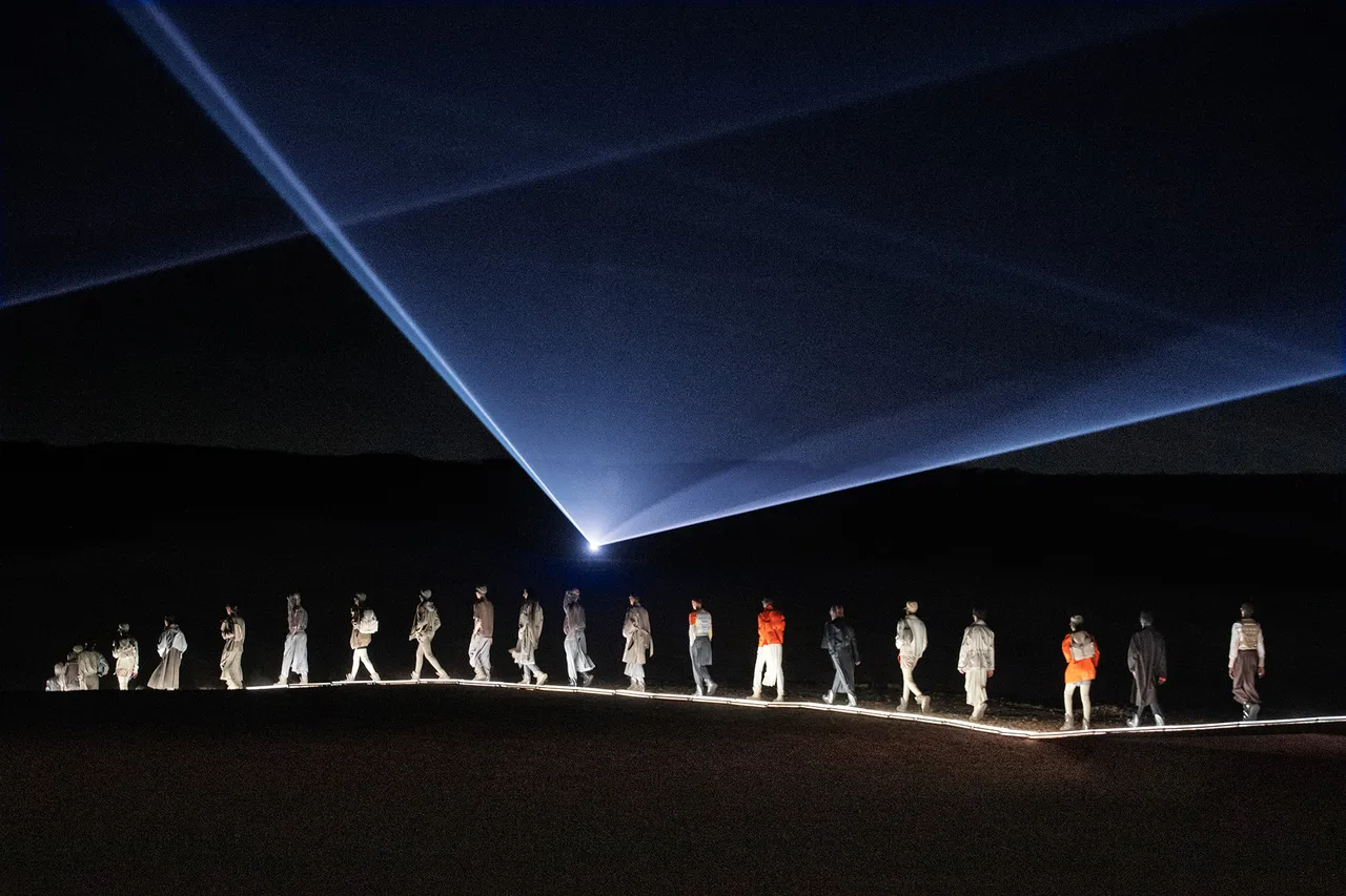 Dior Fall 23 Finale © Alessandro Garofalo 2.jpg