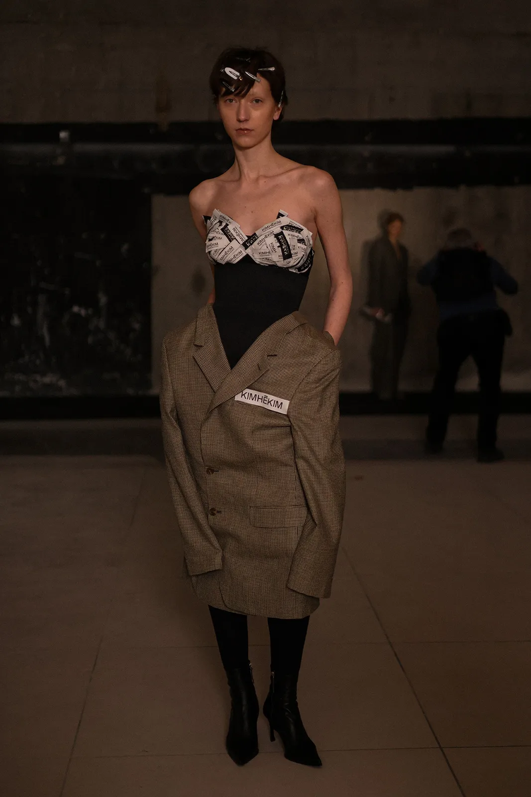 fw024-backstage-at-kiminte-kimhekim-082