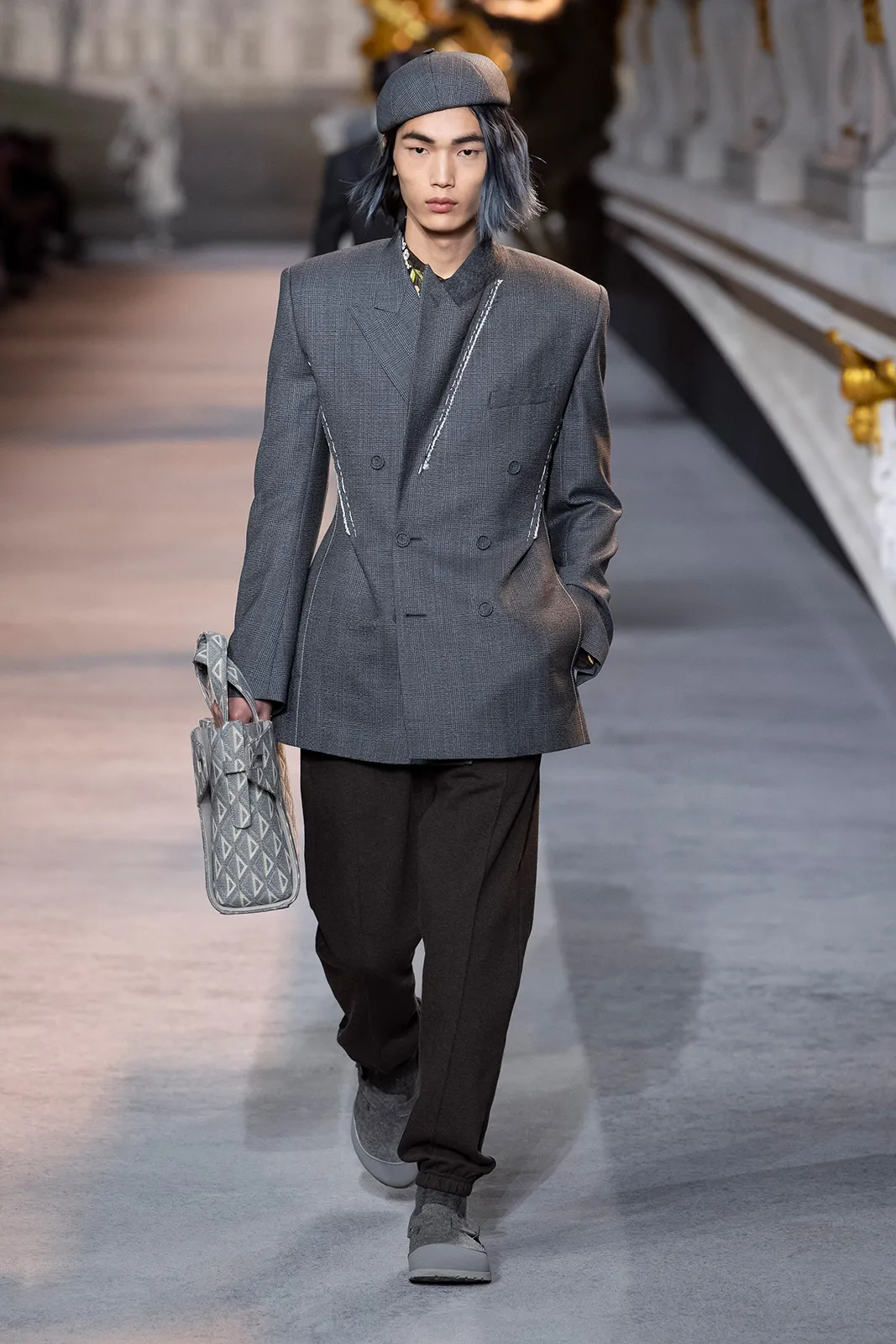 Dior Men W22 23 12.jpg