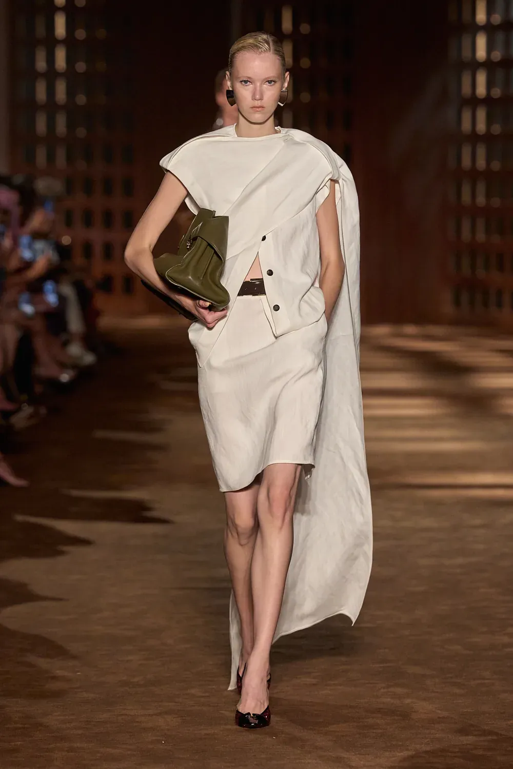 metal-milan-fashion-week-ss27-23