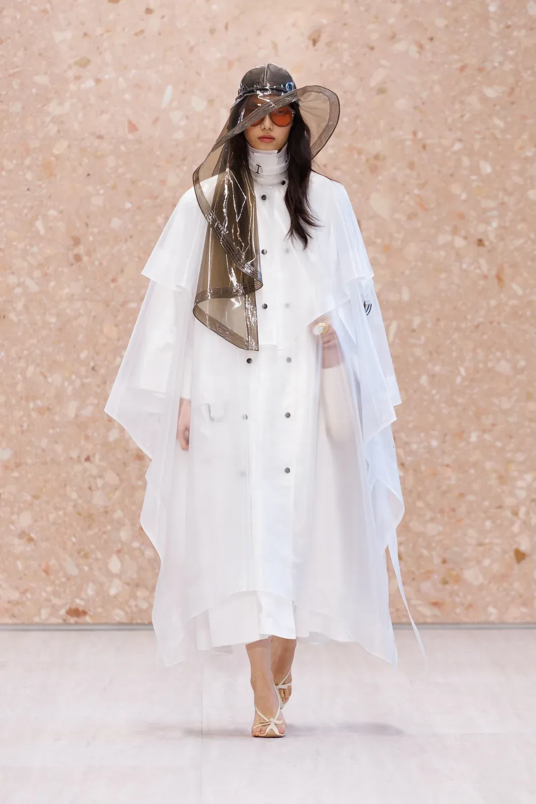 metal-chloe-ss27-23