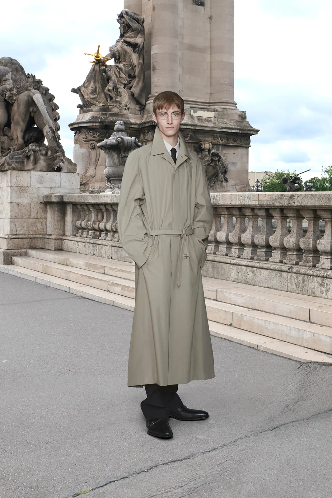 BALENCIAGA-COUTURE-54-LOOK-19_CLEMENT