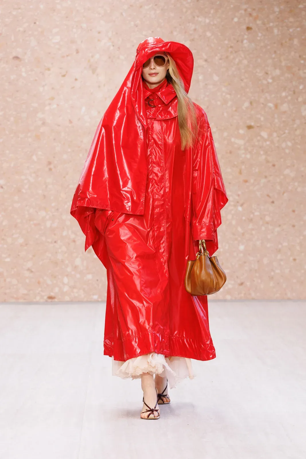 metal-chloe-ss27-27