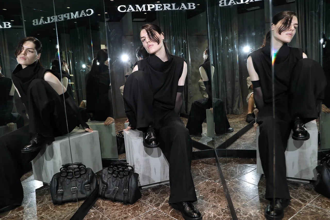 Camper-reabre-su-flagship-en-Madrid_36