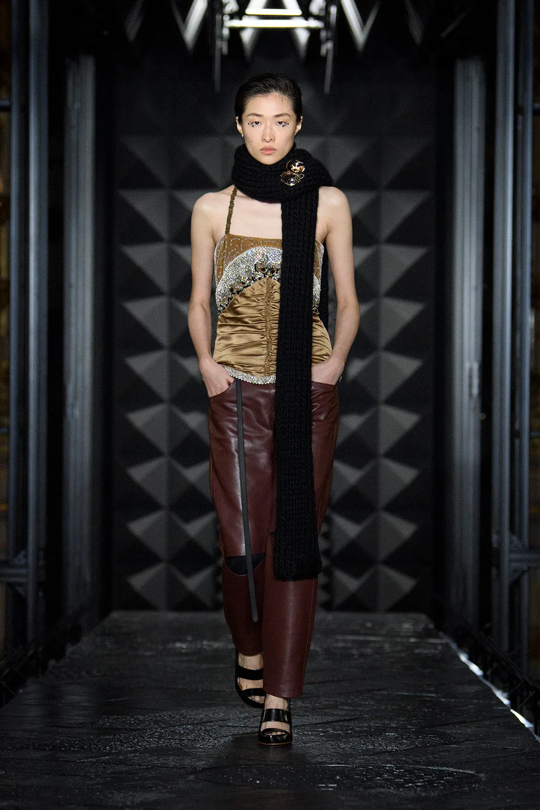 Louis Vuitton F W2324 Look 25