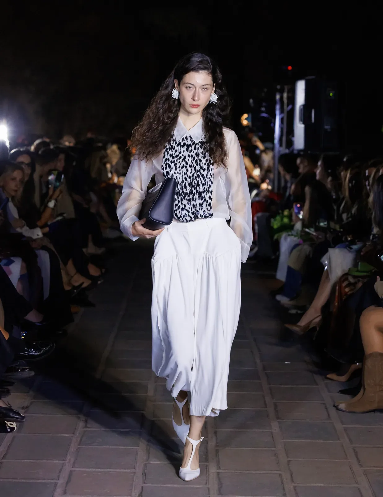 metal-yerevan-fashion-week-2026-soncess-06