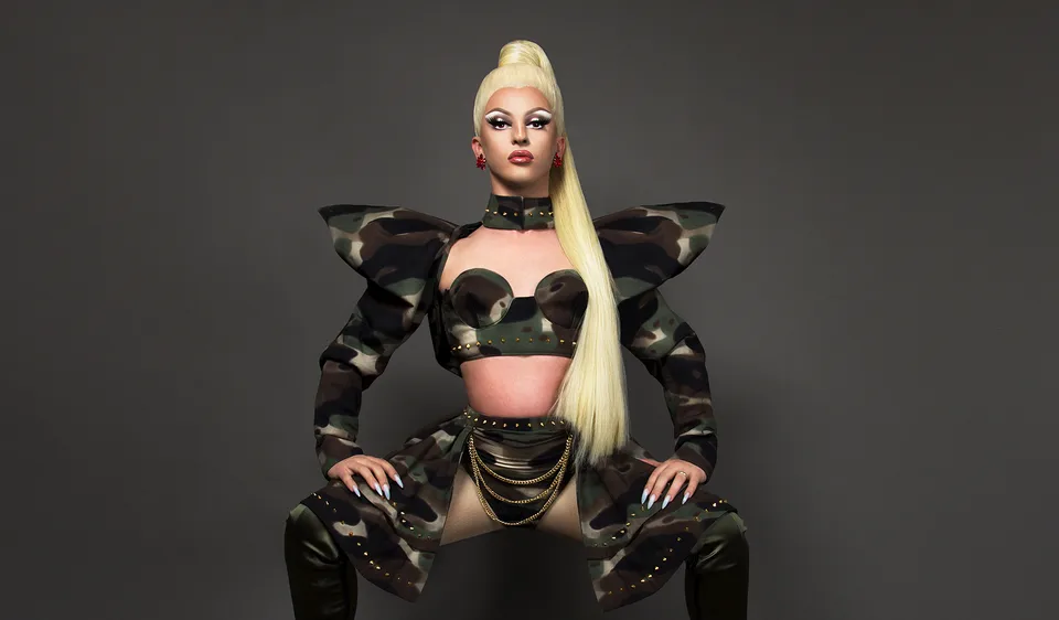 Miz Cracker