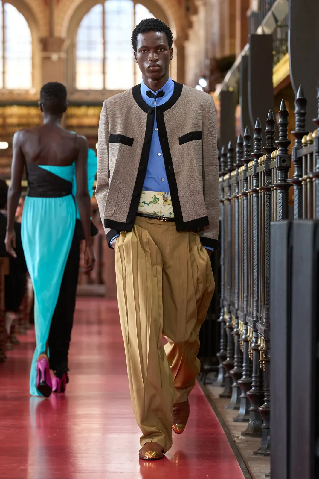 metal-valentino-ss27-48