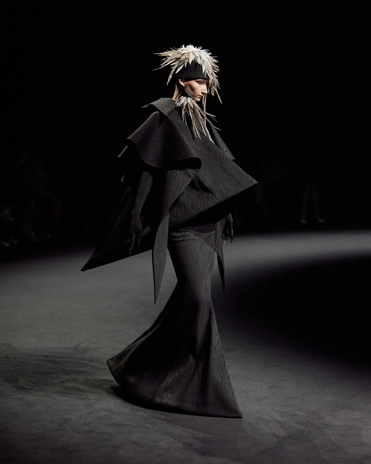 Robert_Wun_Fall-Winter_2025_Couture_14
