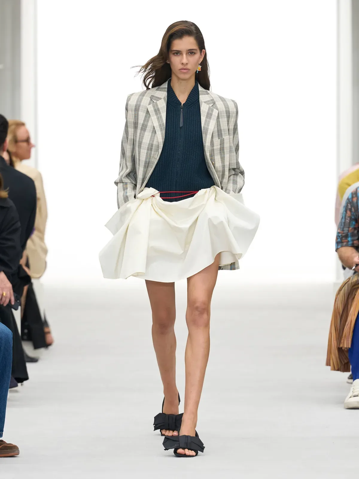 metal-loewe-ss27-03