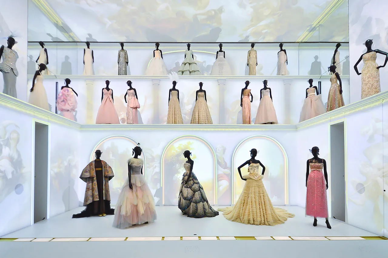 Metal Galerie Dior6.jpg