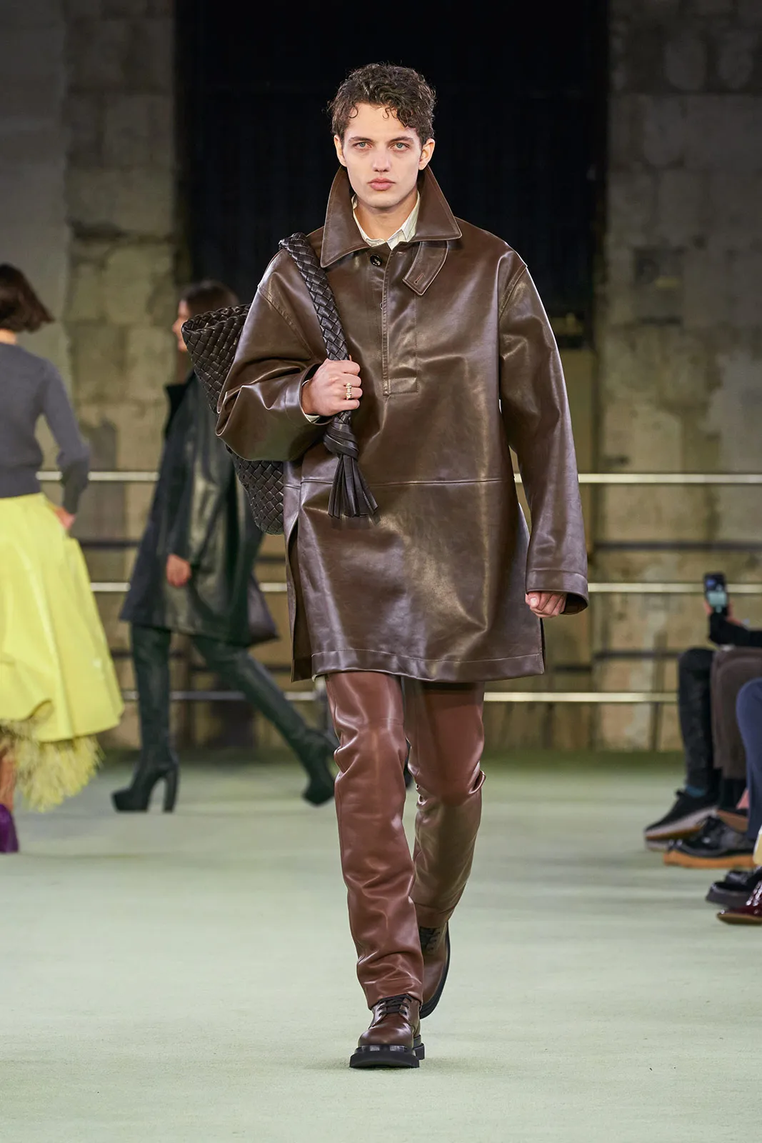 Bottega Veneta W22 033